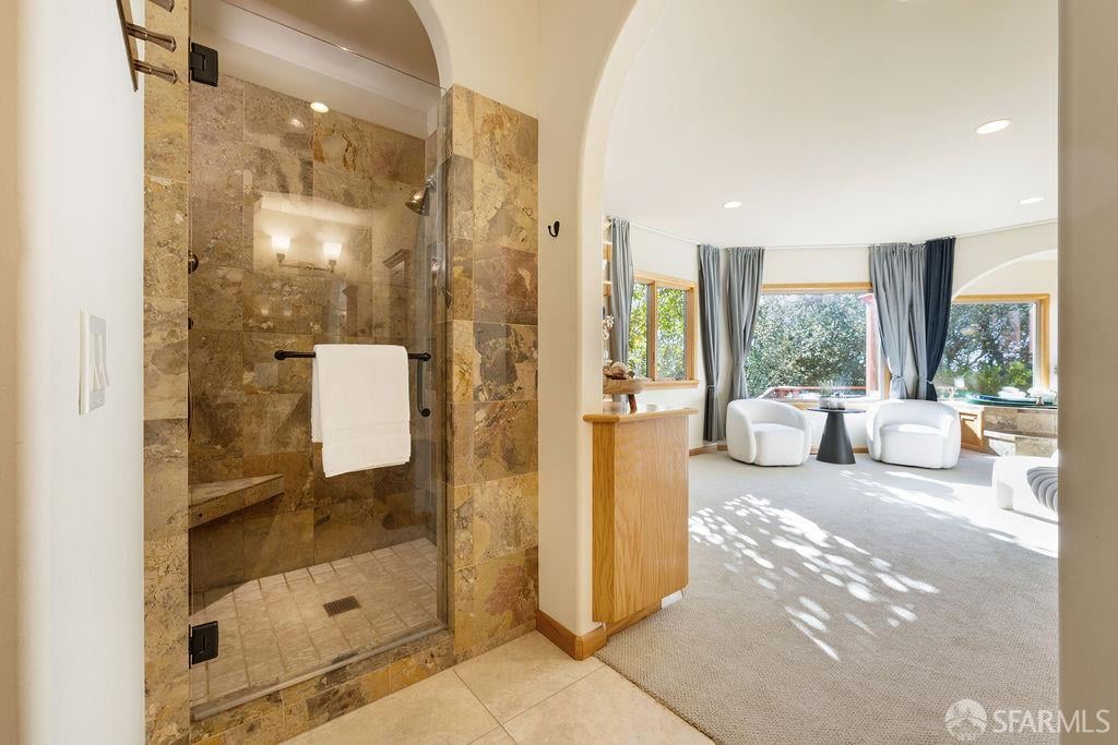 8727 Skyline Boulevard