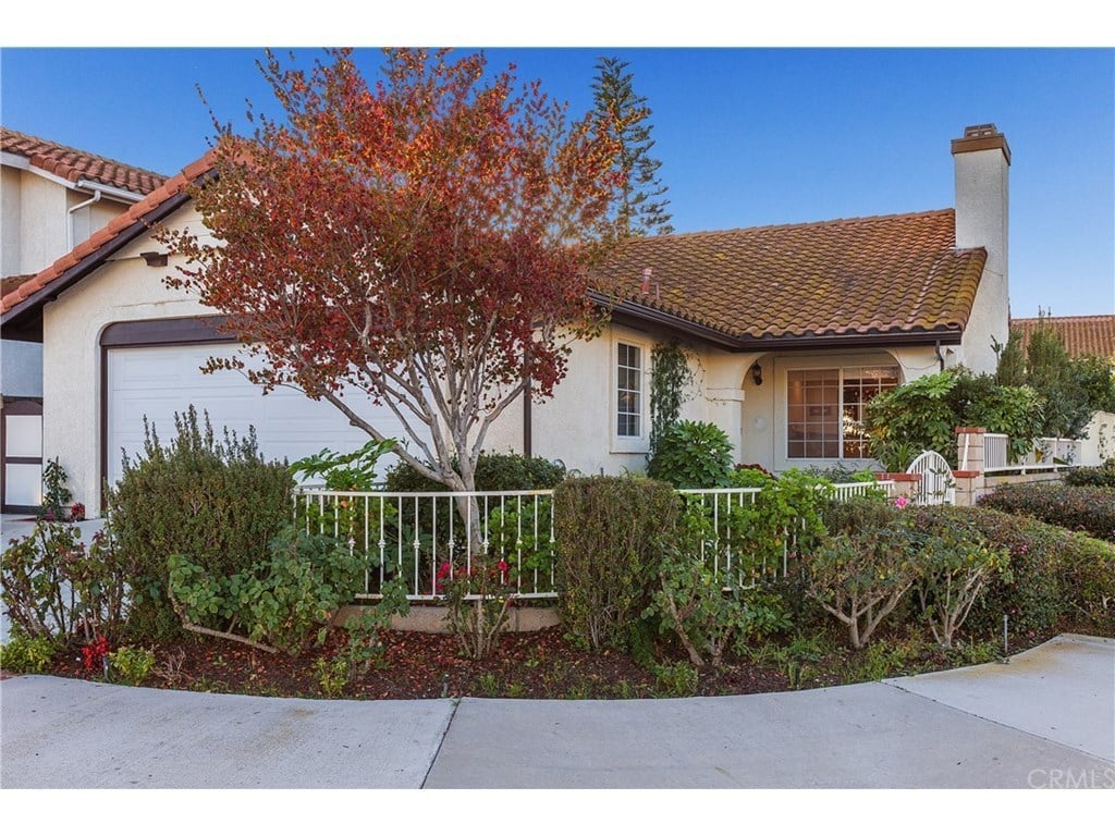 27695 Agate Canyon Dr