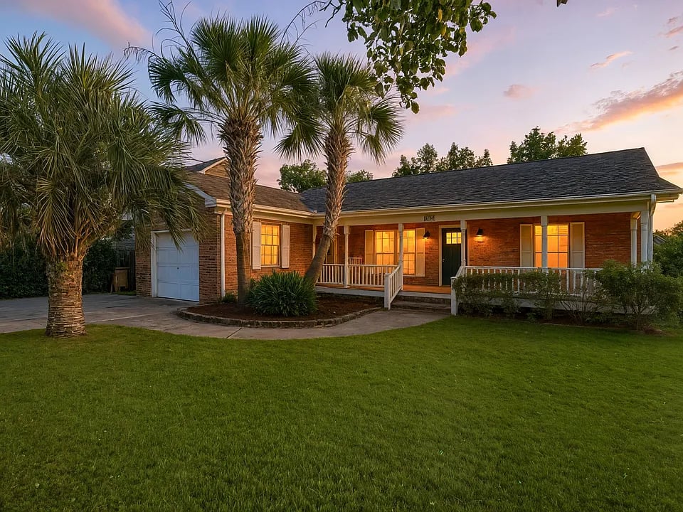 501 Bay Ct