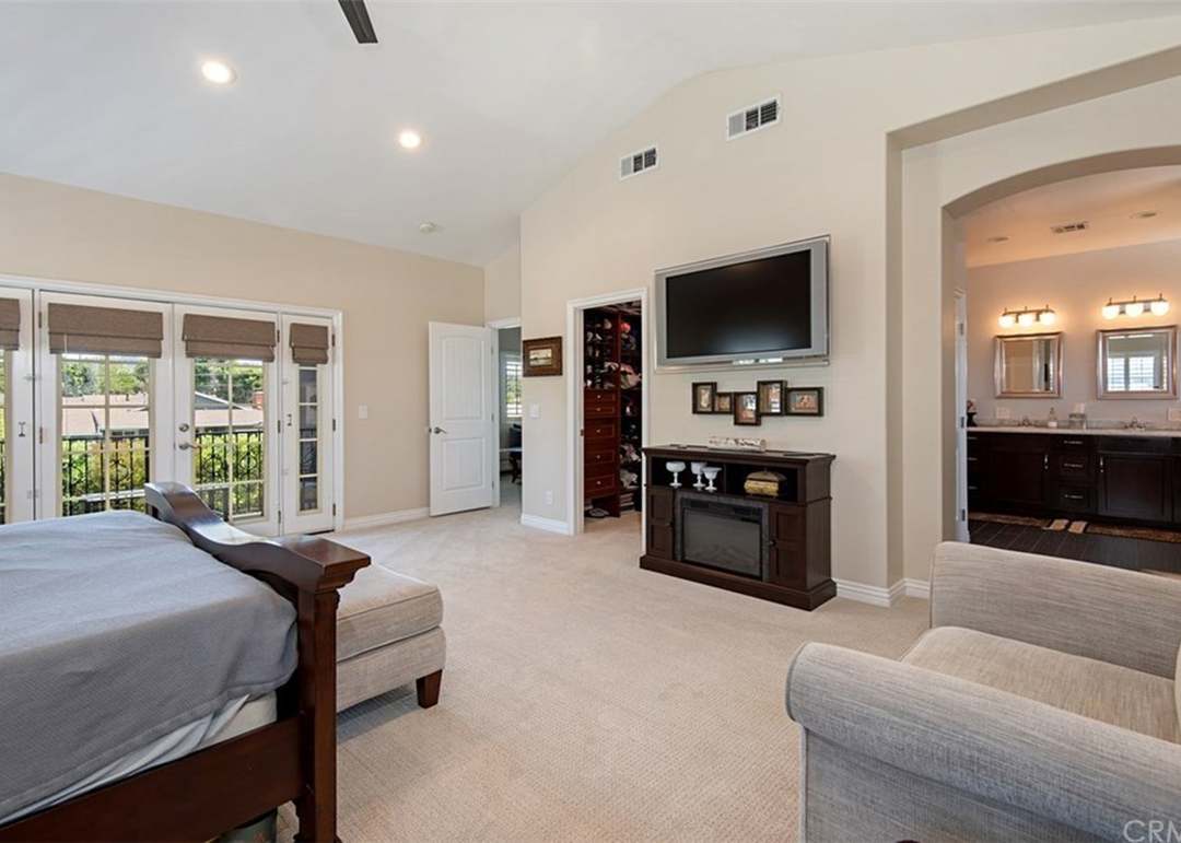 1431 Kenneth Dr
