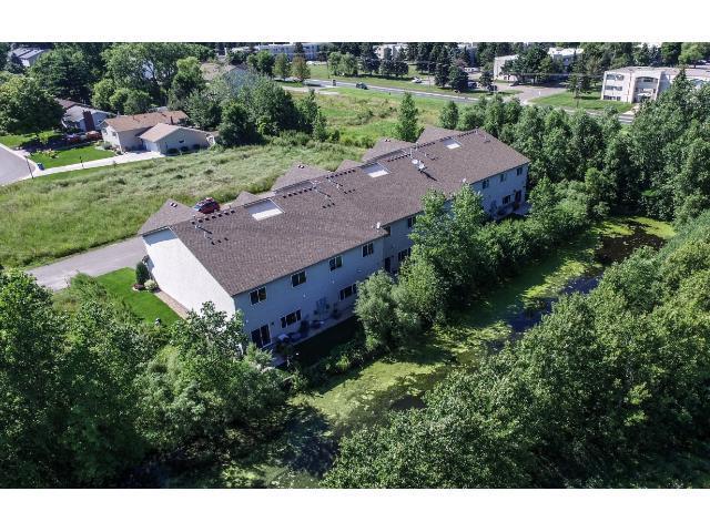 5264 Greenwood Dr