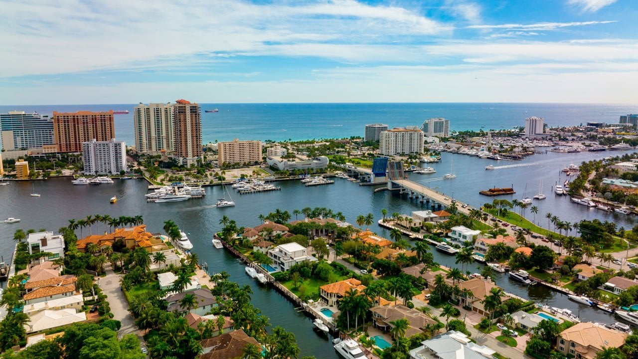 Las Olas Isles