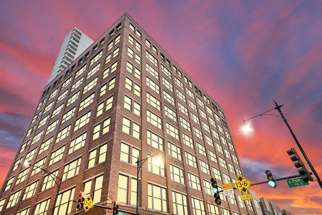 801 S Wells ST 210