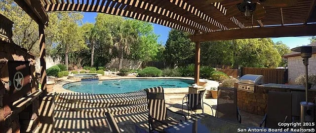 747 Deer Cross Ln