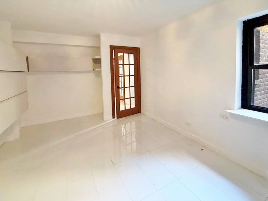 83-75 118th Street Apt. 1E