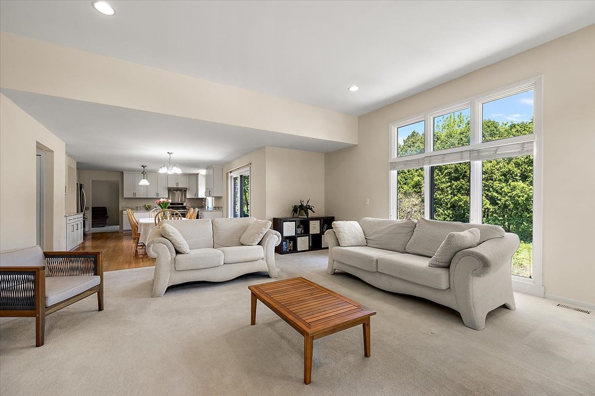 4708 Holland Drive