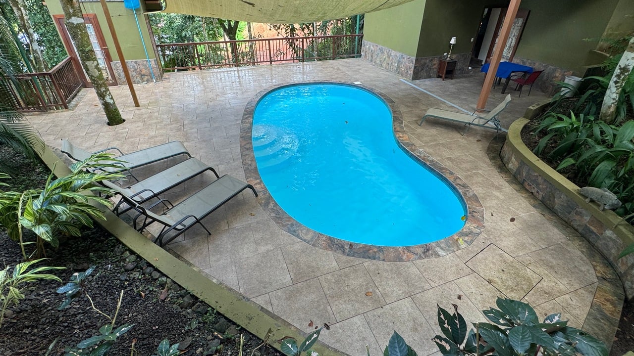 12 Room Hotel in Uvita with Ocean View Expansion Land