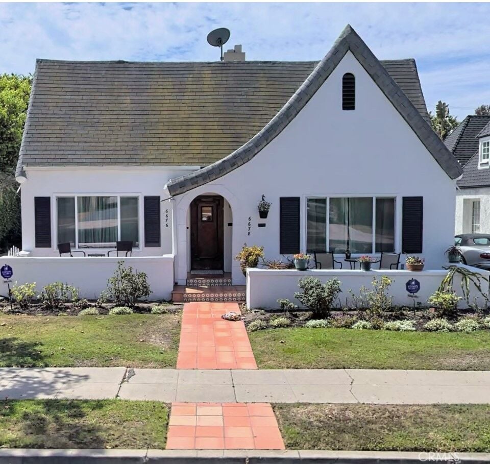 6676 Colgate Ave