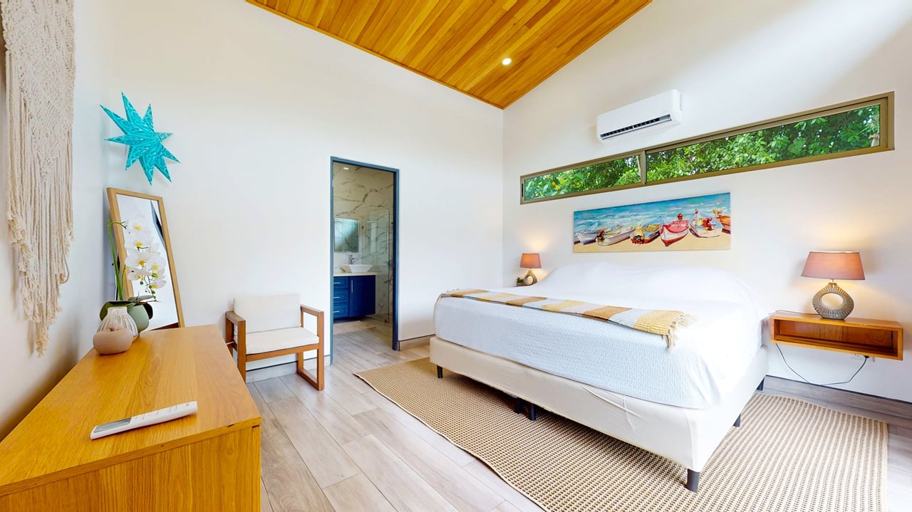 Modern 3BR Home in Highly Desirable Gated Community in Ojochal Costa Rica