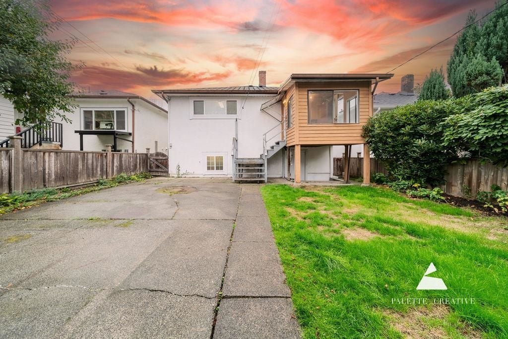 76 W 48th Ave
