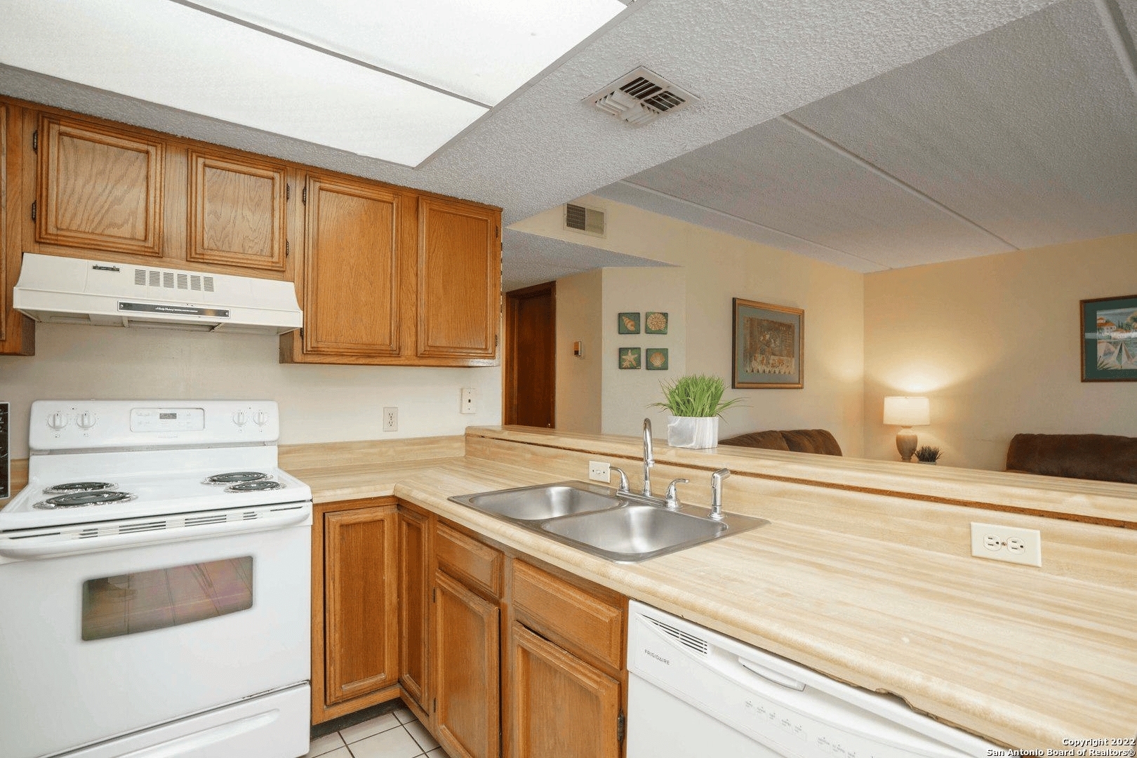 115 E Amberjack St, #212