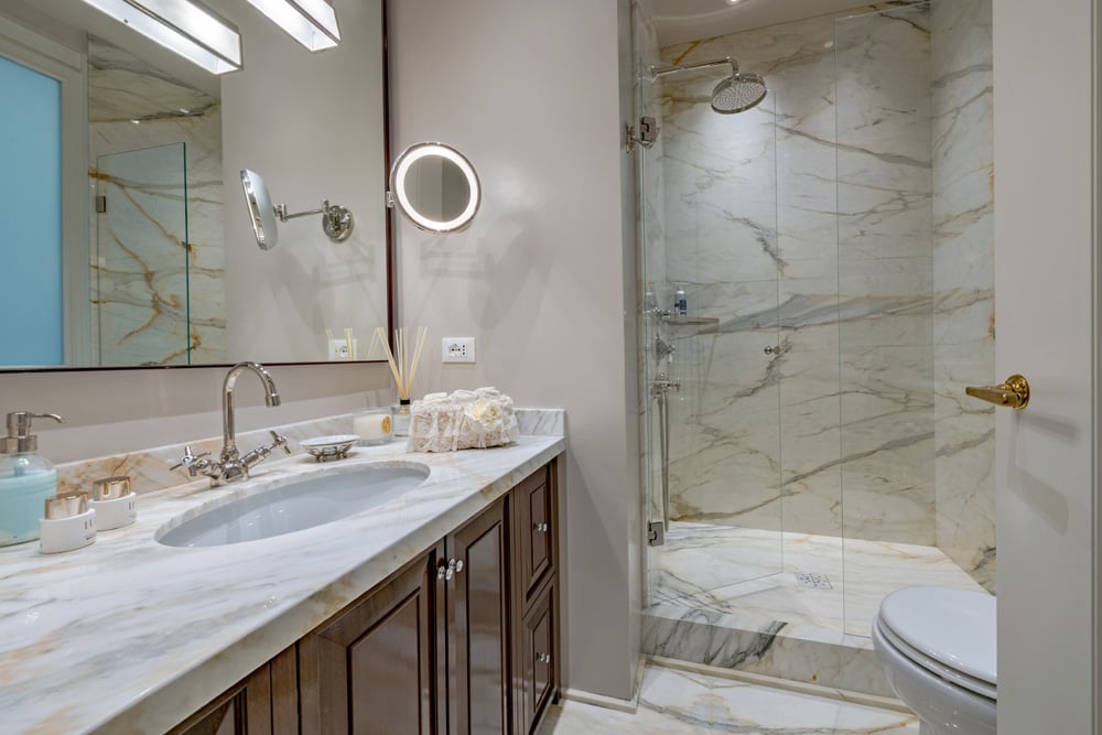 APARTMENT VASARI