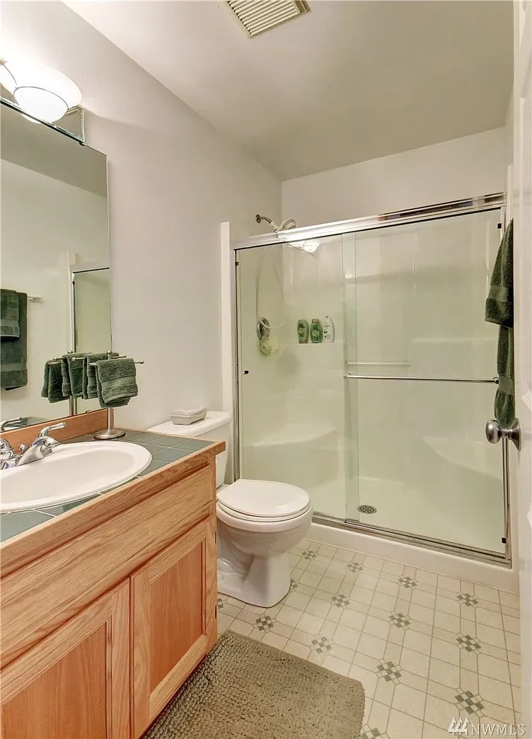 8605 14th Pl SE