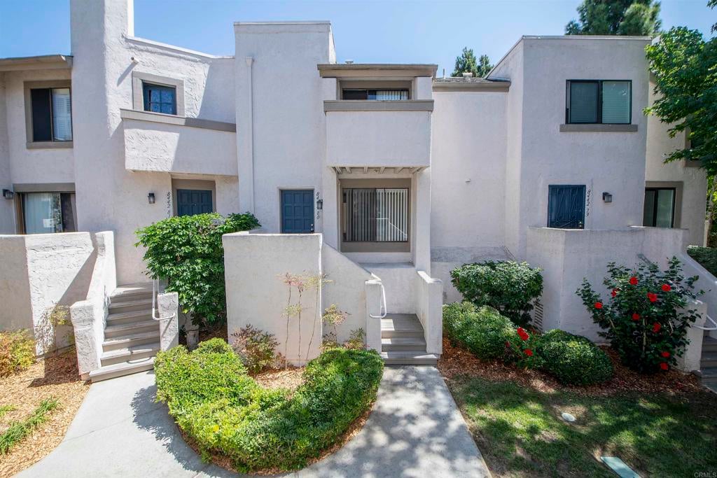 8442 Via Sonoma, Unit 80