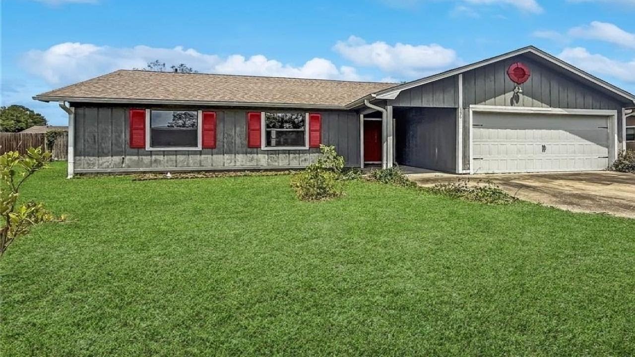 136 Cherry Point Drive, St. Marys, GA Presented by Anneliese Lightfoot.