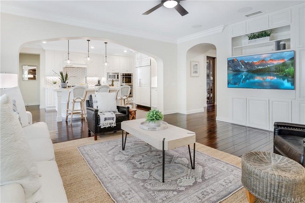6 Galora Ln