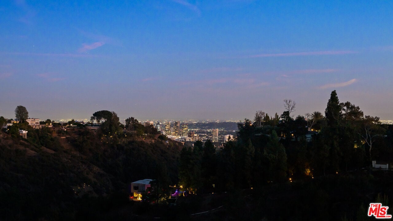 Aurelian Crest, Linda Flora Dr, 90049