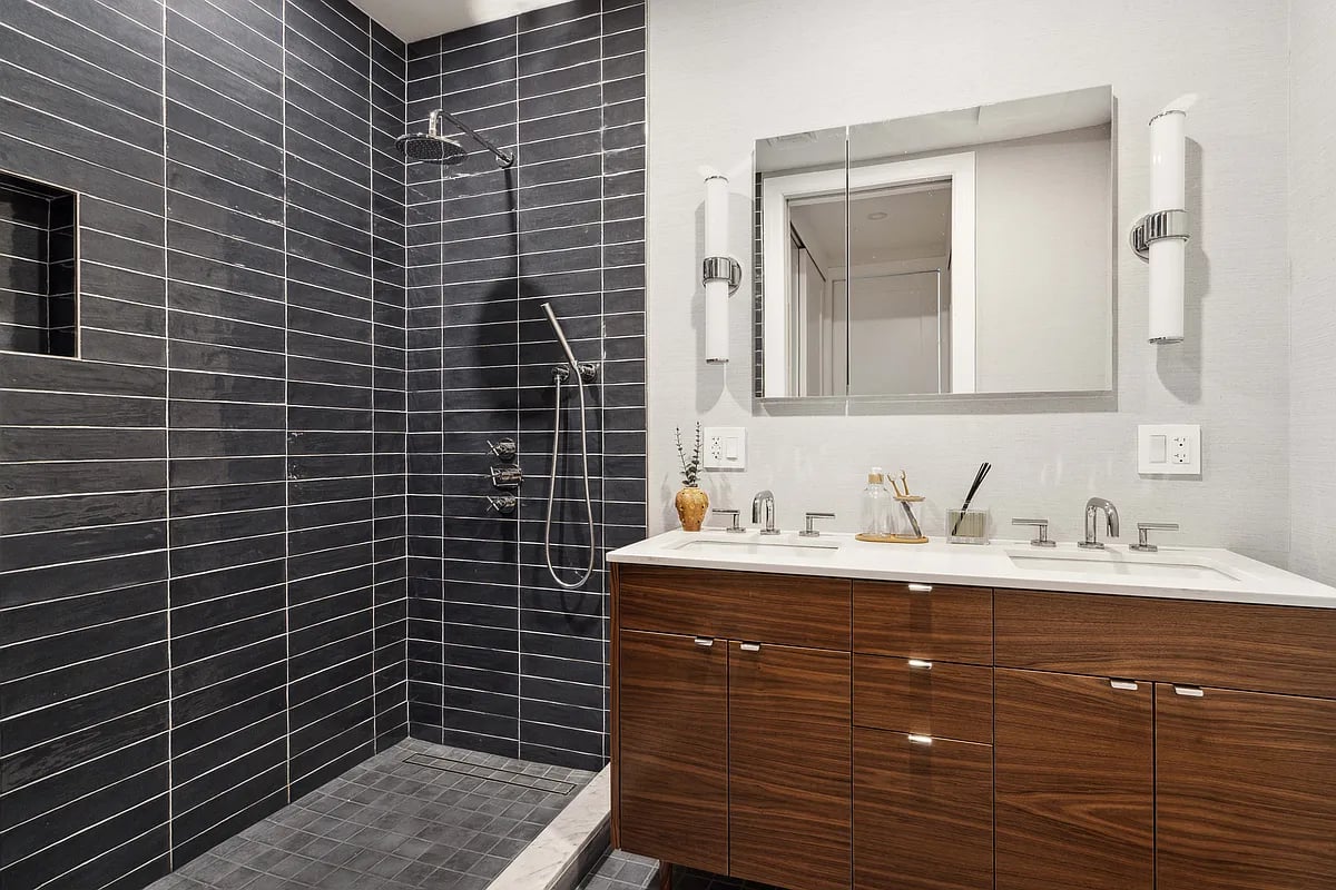 353 6th Avenue #2