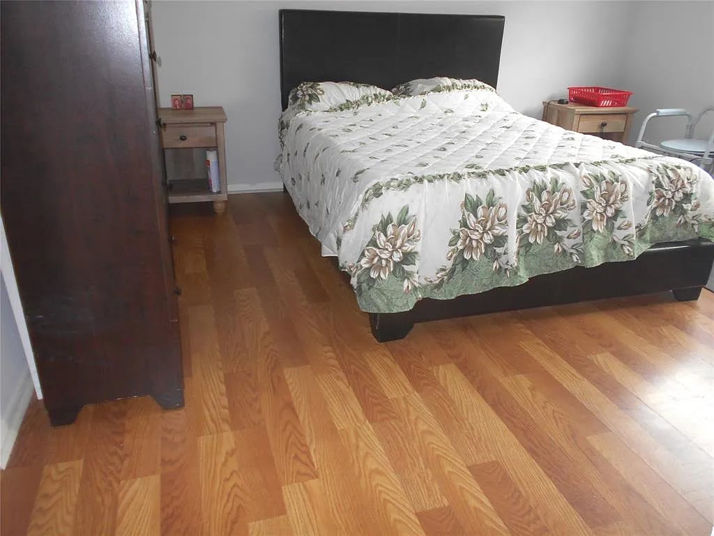 2600 W Sunrise Lakes Dr #103