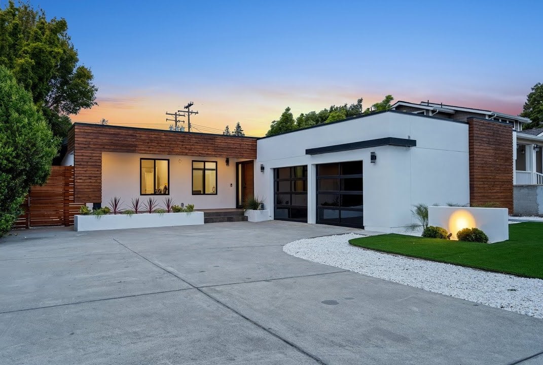 Louis Rd, Palo Alto