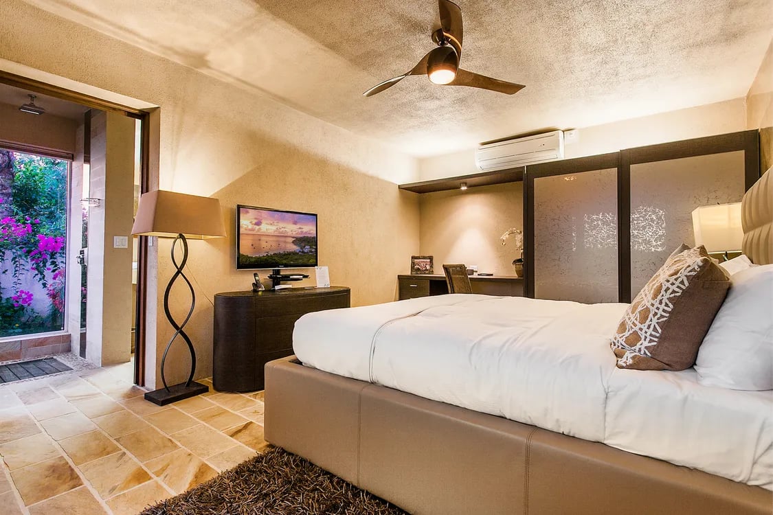 Ce blue Villa