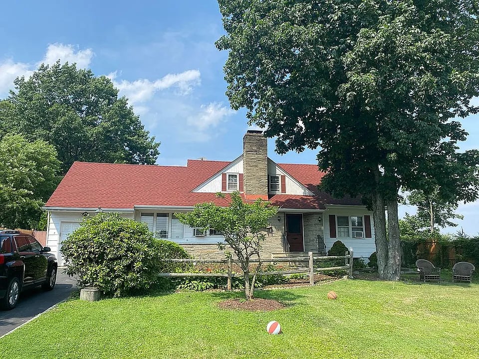 5 Walker Ct