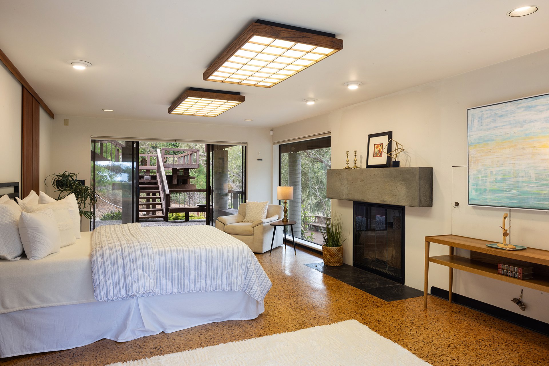 Carmel Bayview Retreat - 571 Viejo Rd