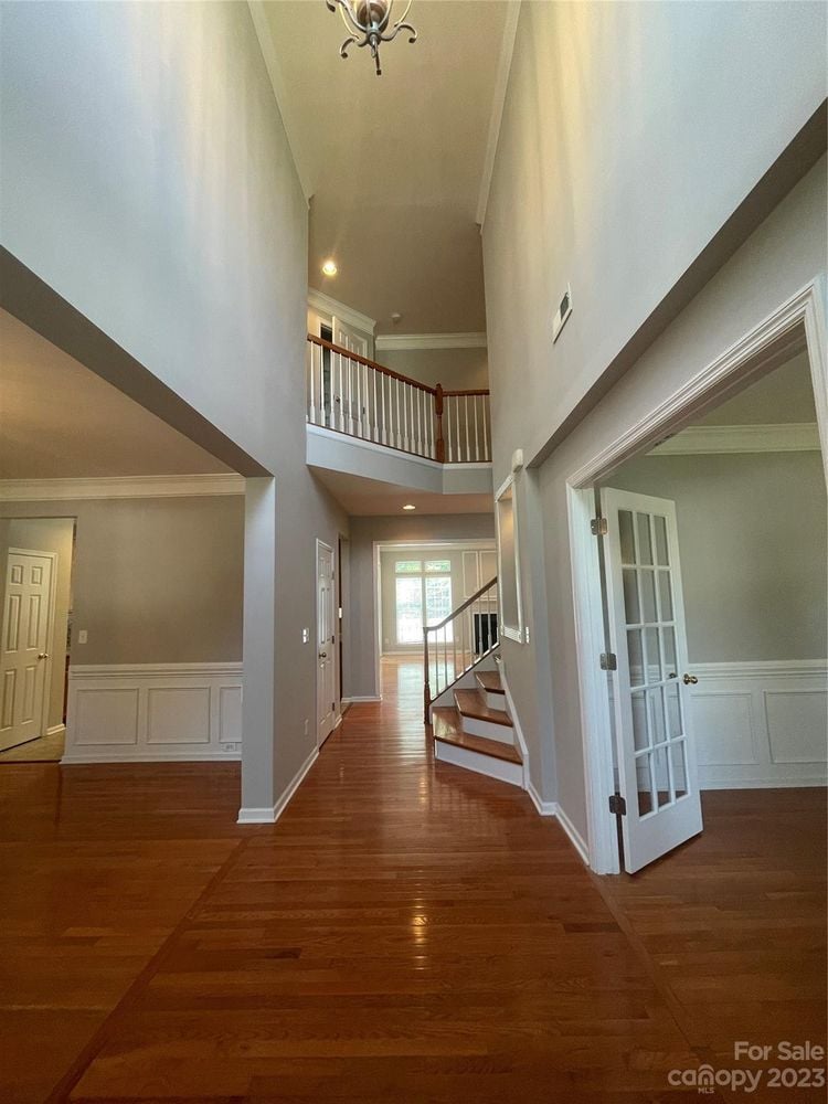 1208 Rockwell View Rd