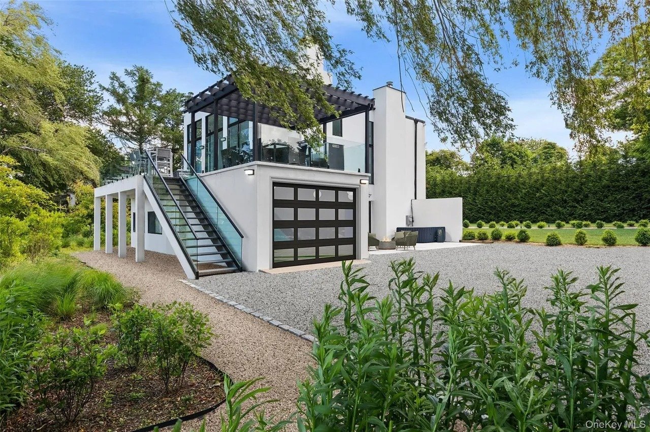 172 Mill Pond Ln