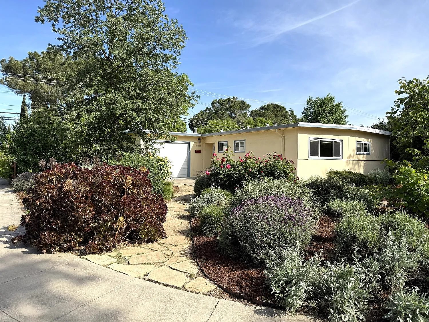 938 Snyder Drive