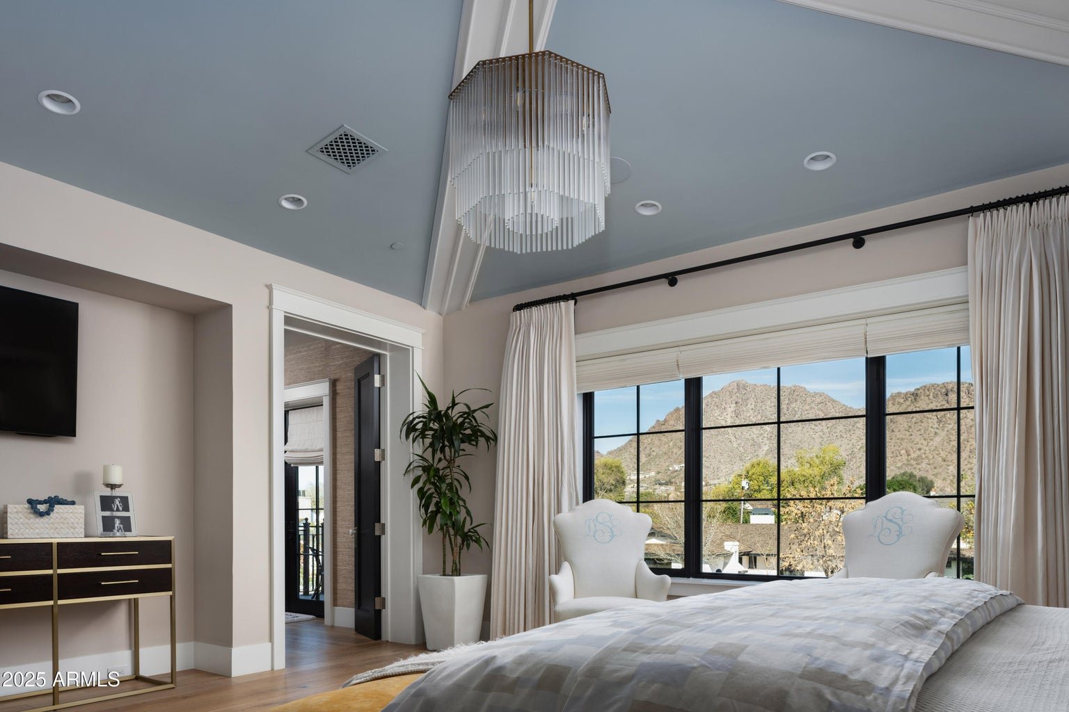 5915 E Calle Del Sud