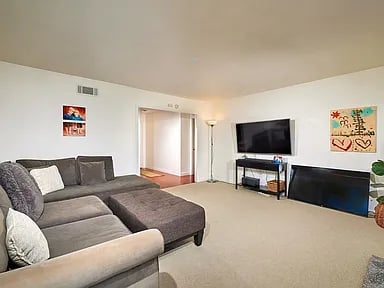 1762 Cottage Grove Dr