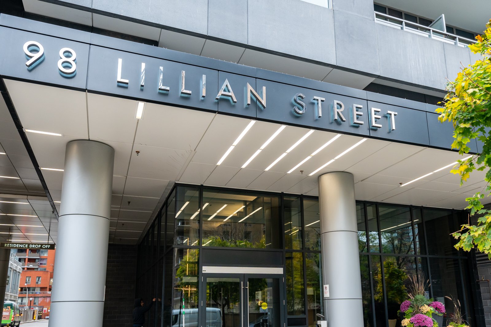 1416-98 Lillian Street 
