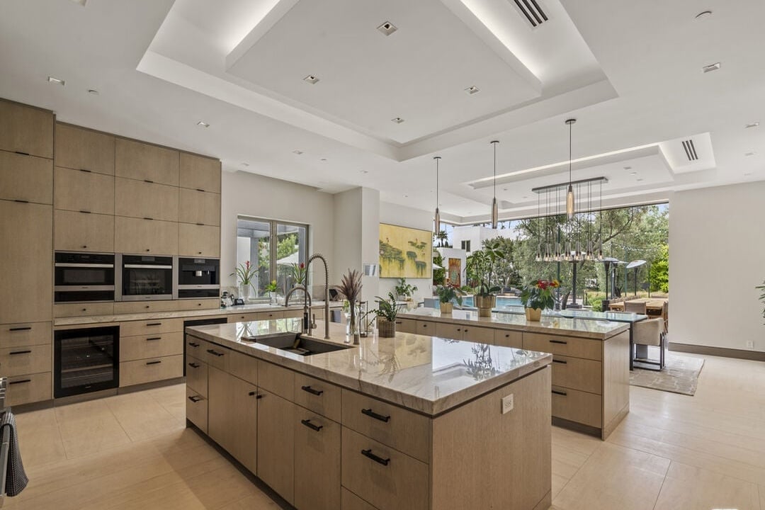 Silverreach Heights, N Beverly Dr, 90210