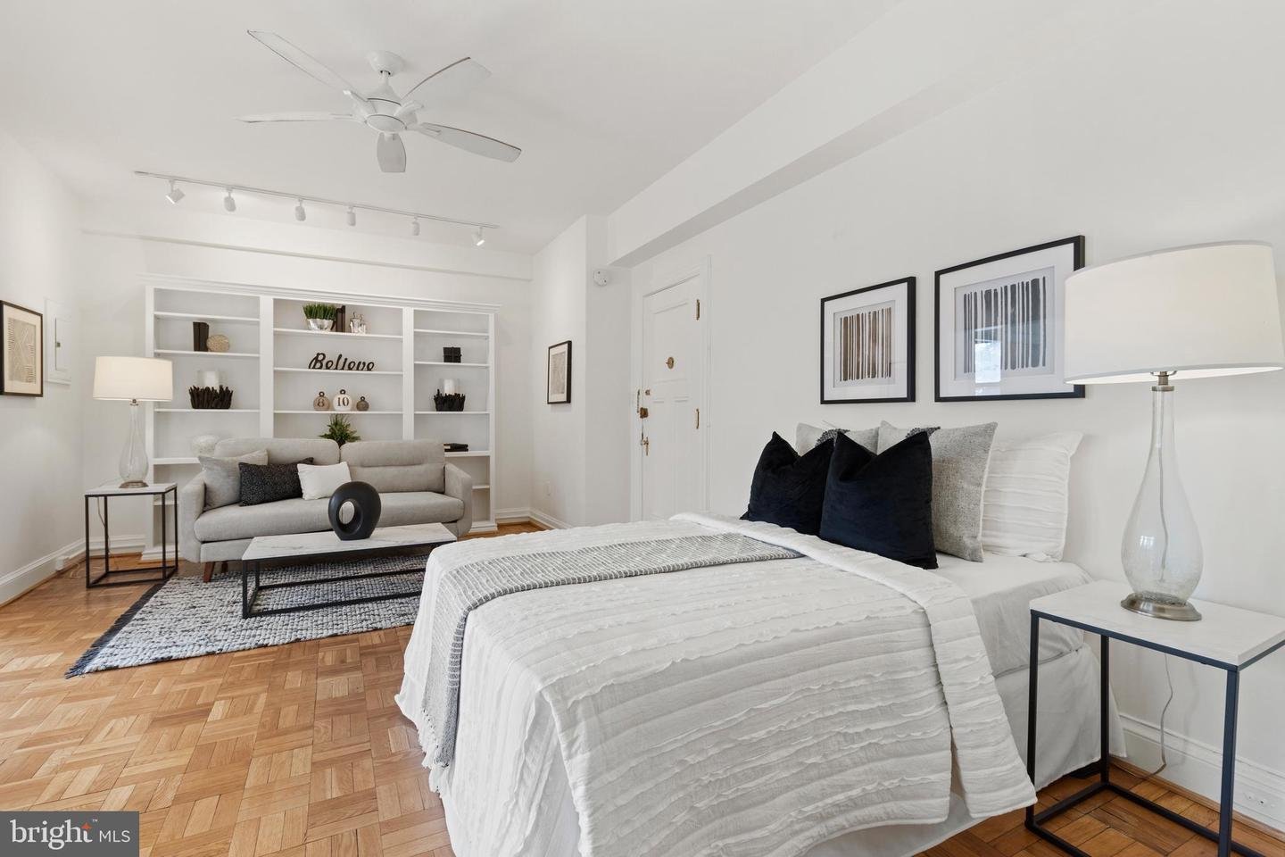 4000 Cathedral Ave NW #327B