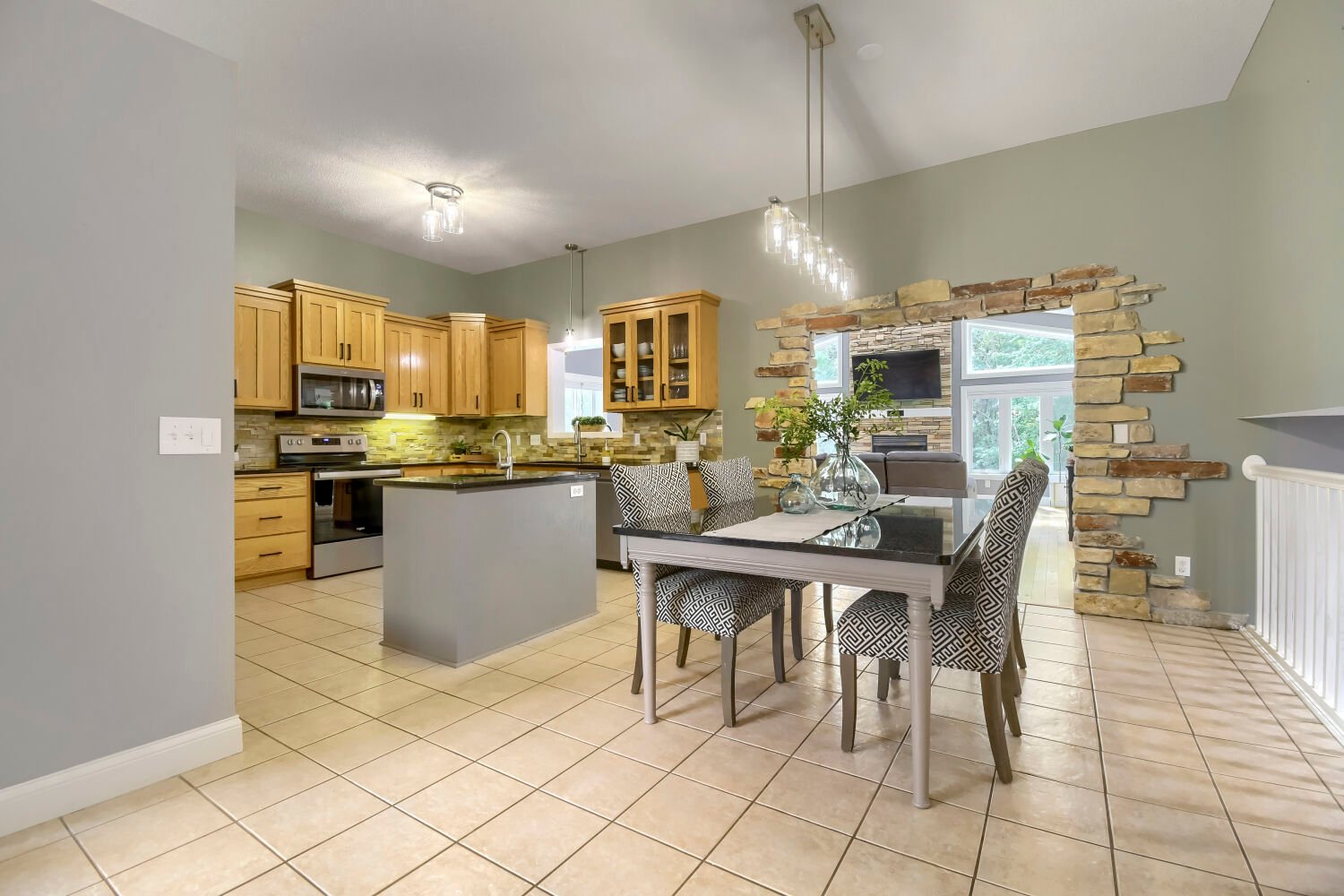 22376 Brett Trail, Rogers, MN 55374