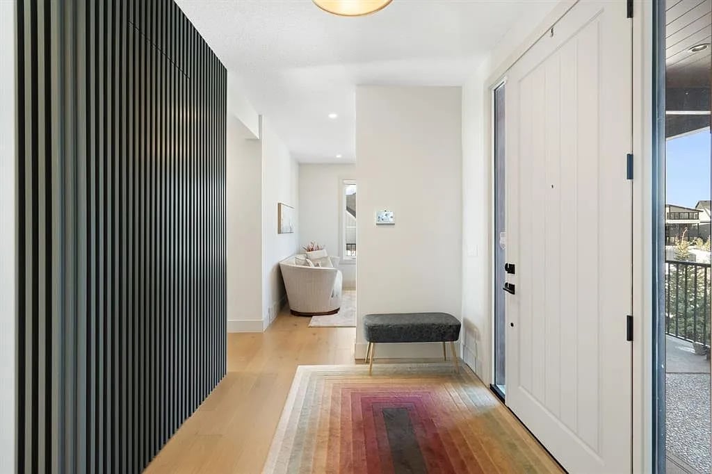 73 N Waters Edge Gdns