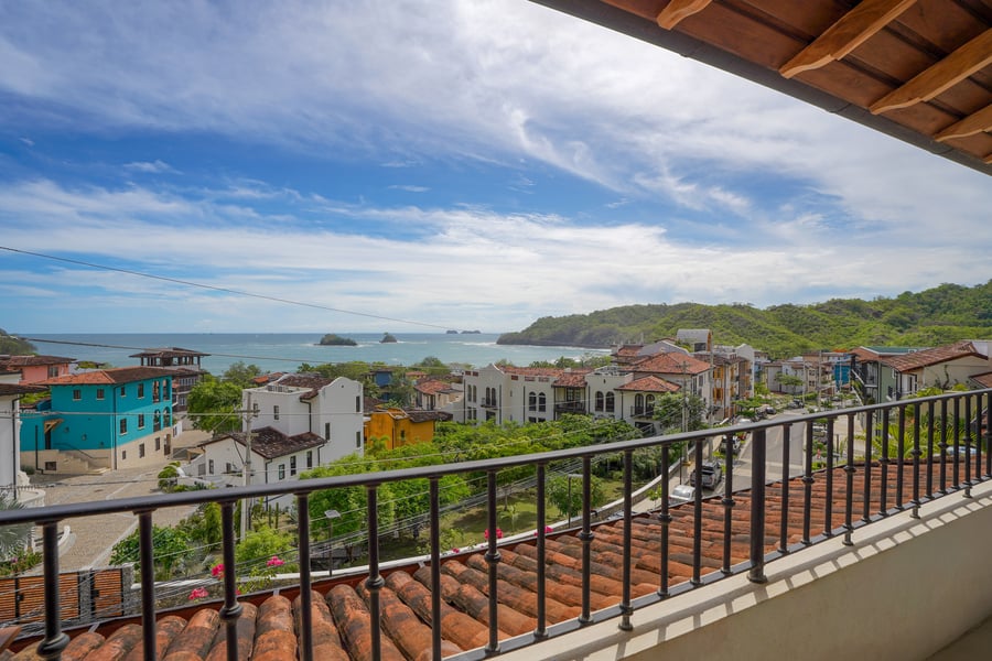 7653 Terraced Flats | Turnkey 2-Bedroom Residence in Las Catalinas