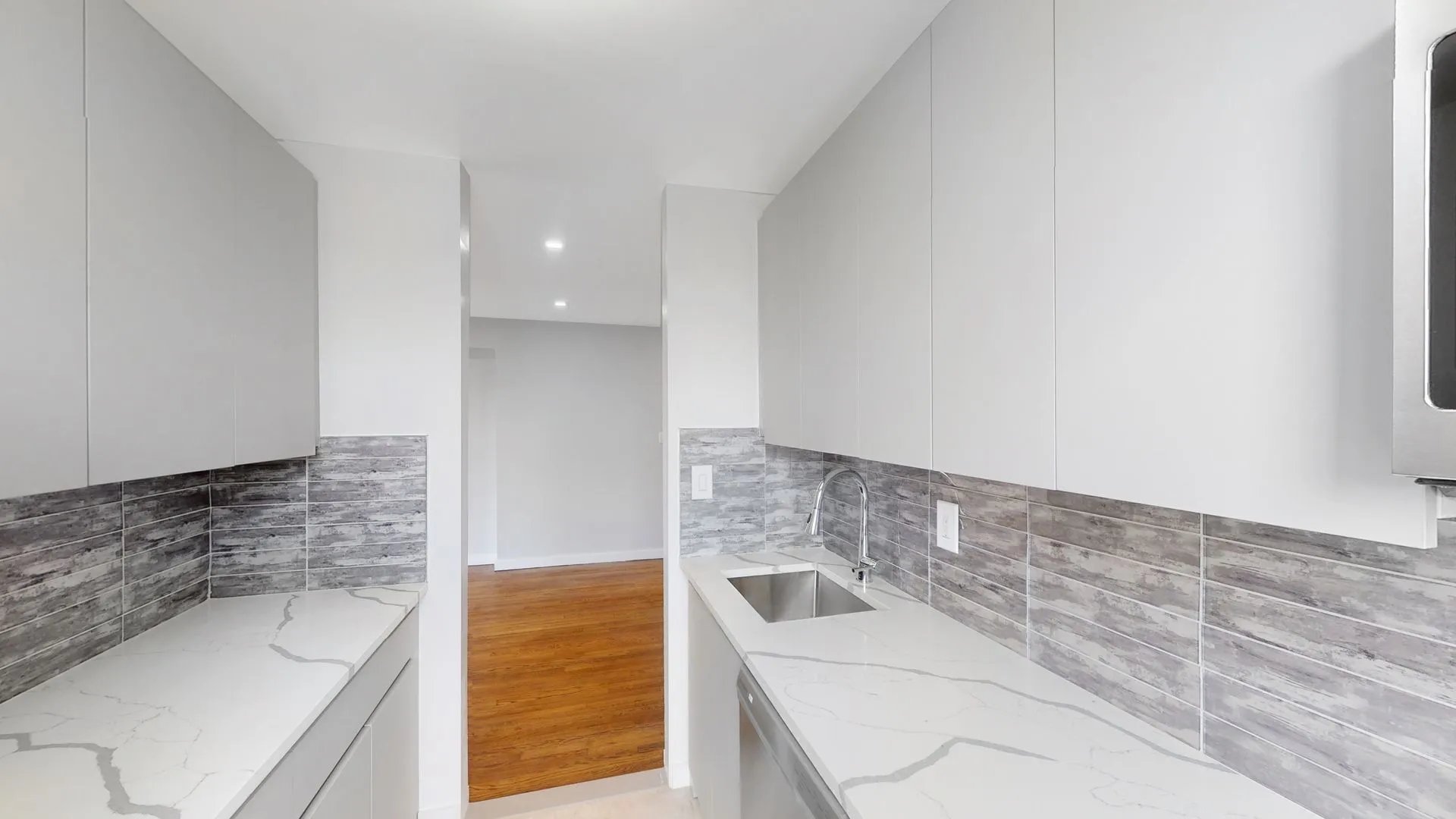 415 Beverly Rd, #6D