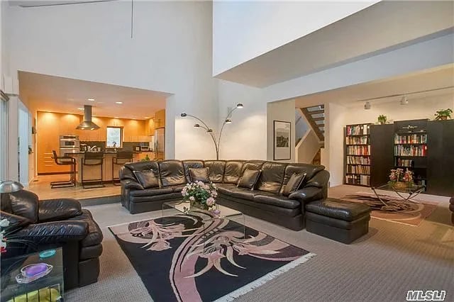 17 Everest Ct