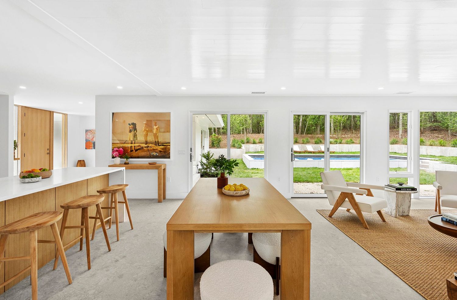 Whitecrest: Mid-Century Modern, Gut-Renovated and Gorgeous