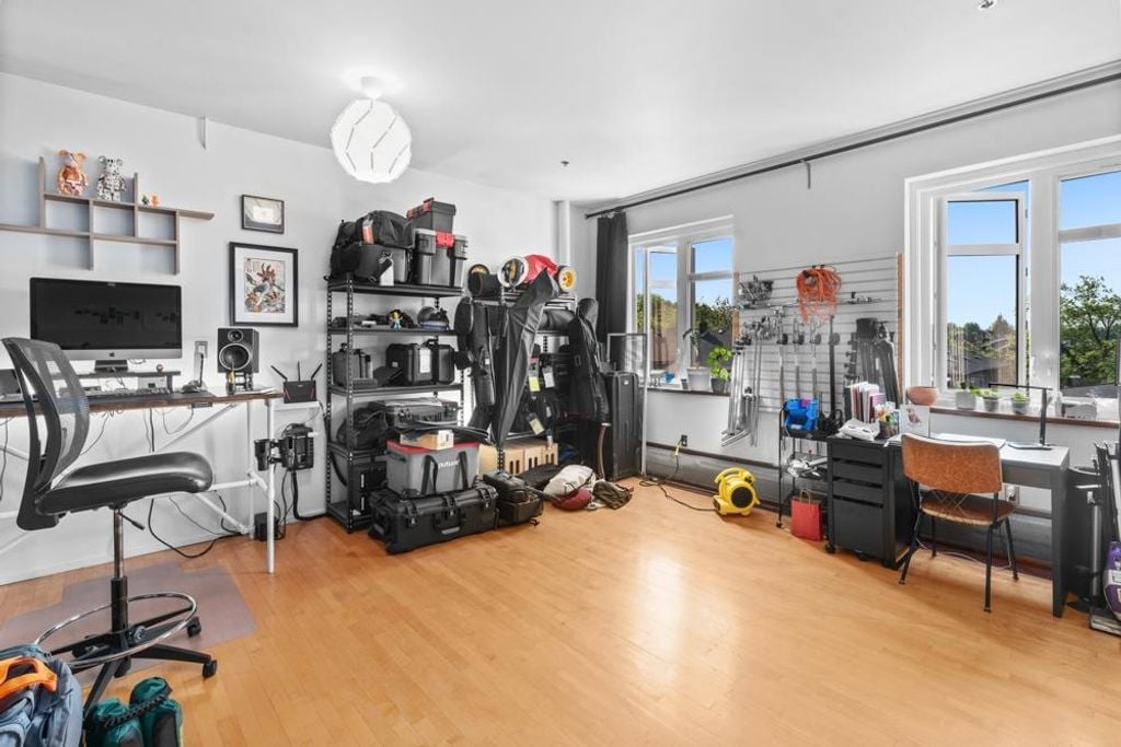 2556 E Hastings St, #219