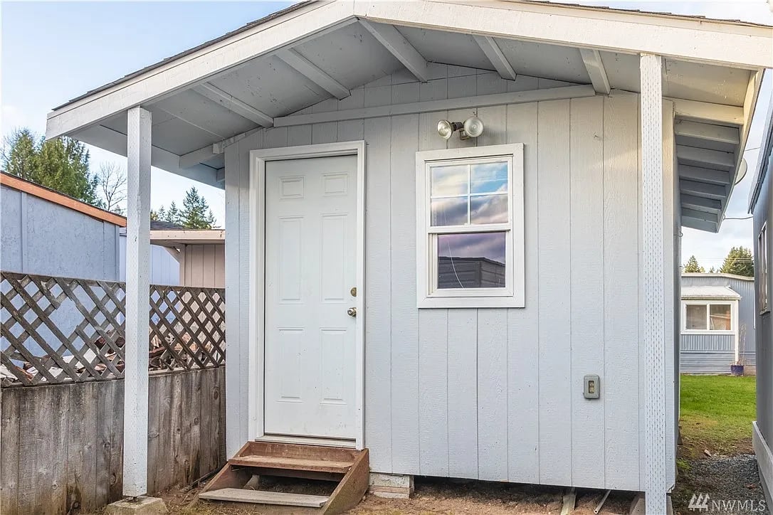8730 206th St SE TRAILER 27