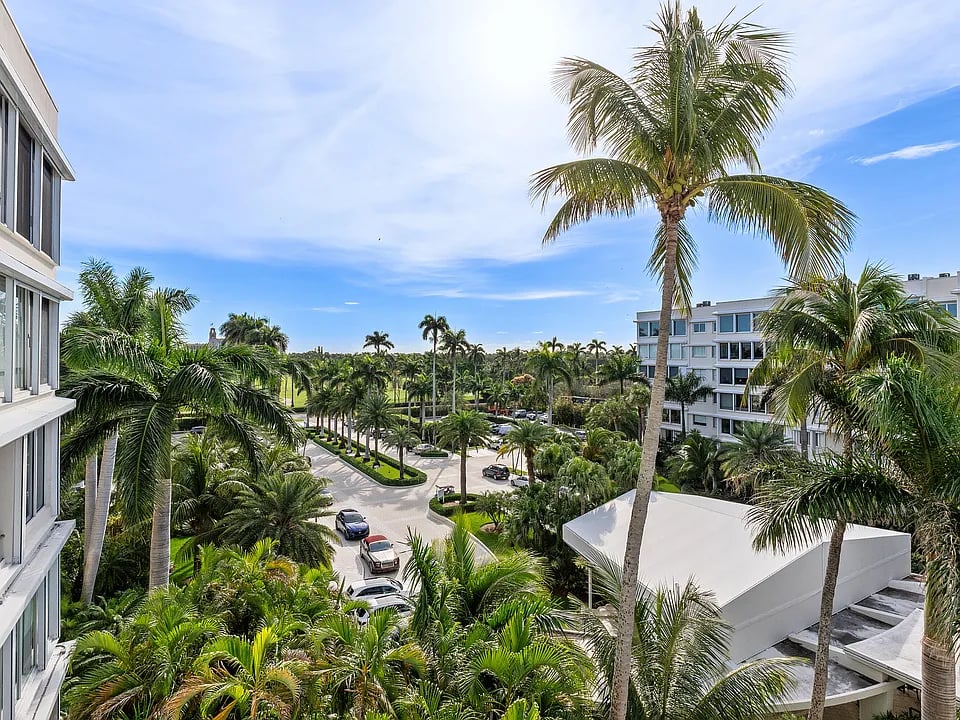 44 Cocoanut Row Unit: 508-A & 509-A