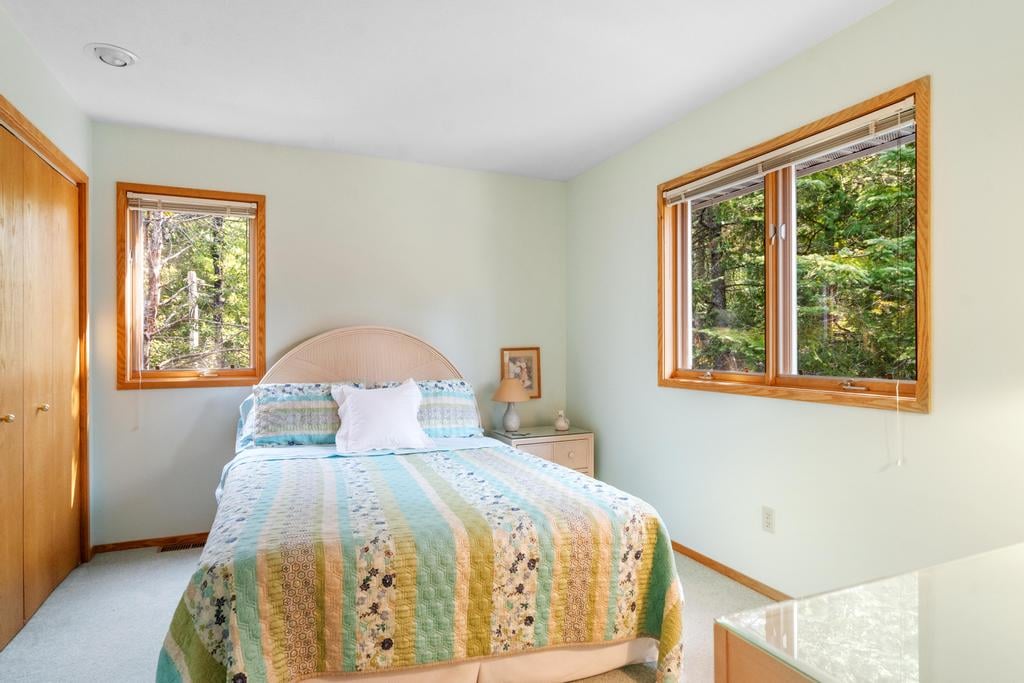 Ferry Rd, Lake Charlevoix