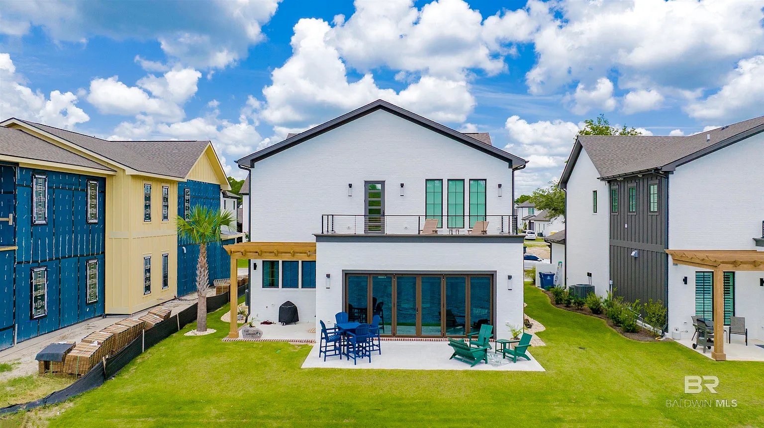 873 Inlet Cir