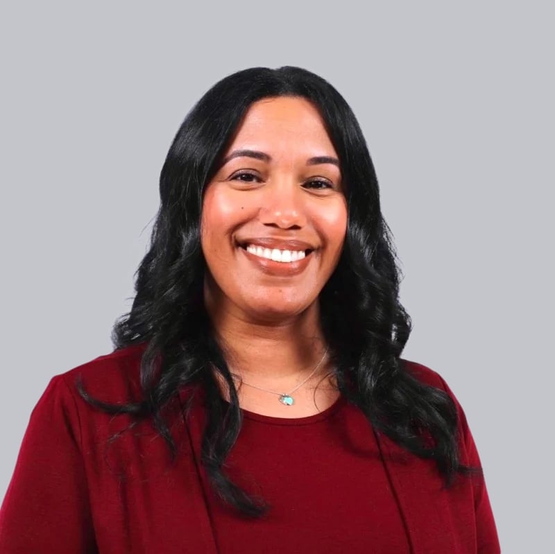 Toni Valencia Arlington, TX Real Estate Agent Headshot