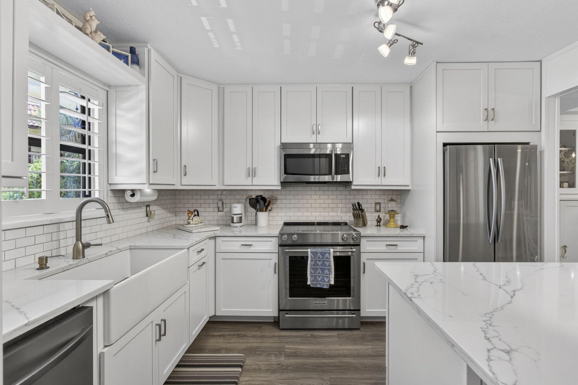 327 Southwind Drive, 203