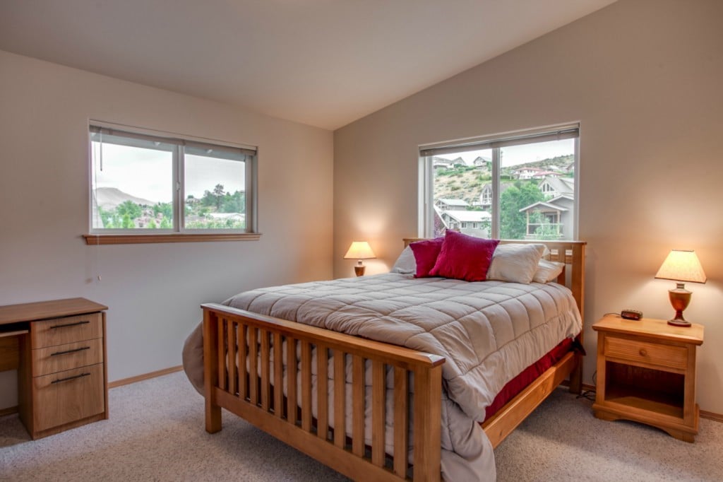 345 Lake Front Rd
