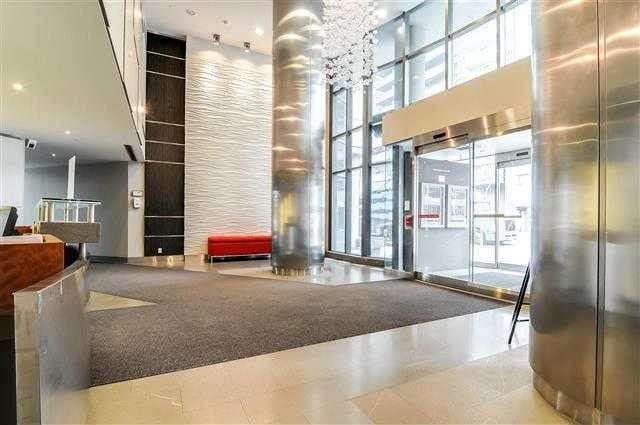 361 Front Street W 911